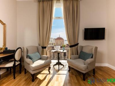 Athens Mansion 09